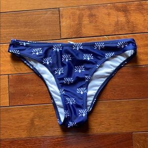 Navy pattern bottoms